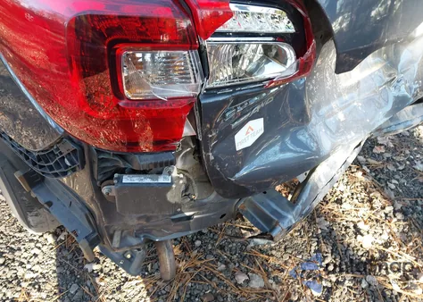 2016 Subaru Outback 2.5I Limited из США, поврежденный, VIN 4S4BSALC1G3311472